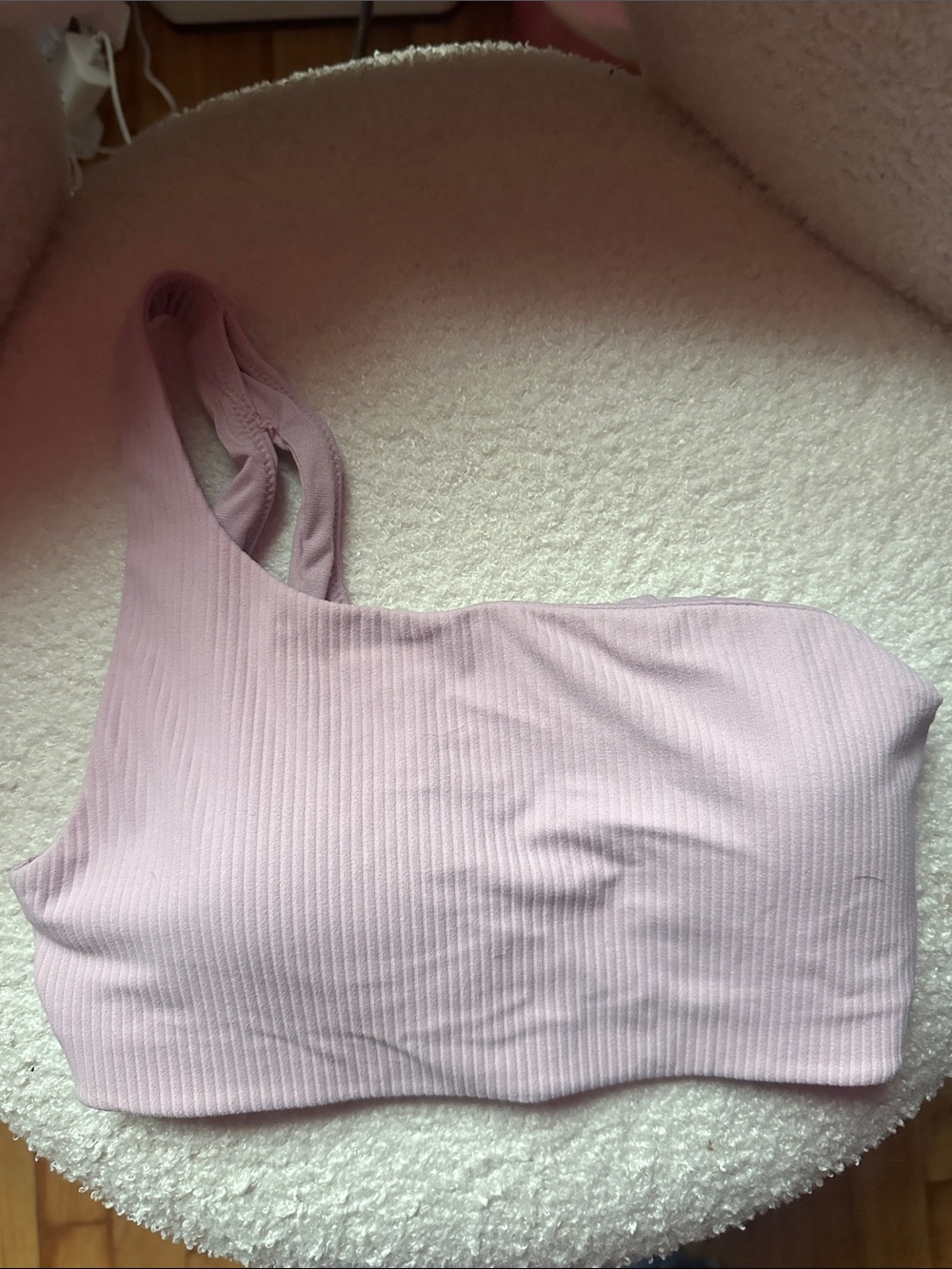 Lululemon pink sports bra